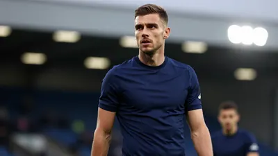 Mansfield clinches Evans deal as Argyle seal £400k fee