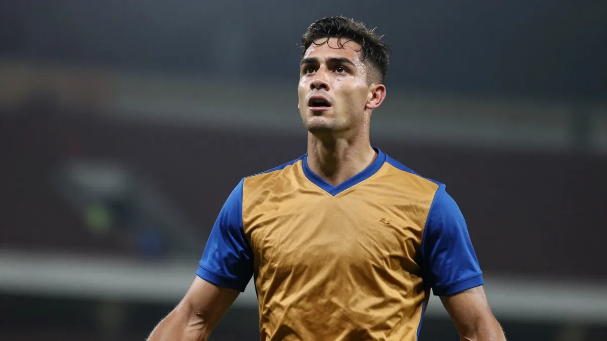 Mansfield Town bring back Tottenham's George Abbott on loan for the 2026/27 season, adding to their Deadline Day squad